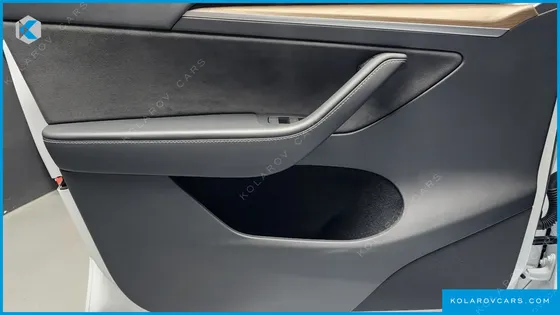 TESLA MODEL Y RWD
