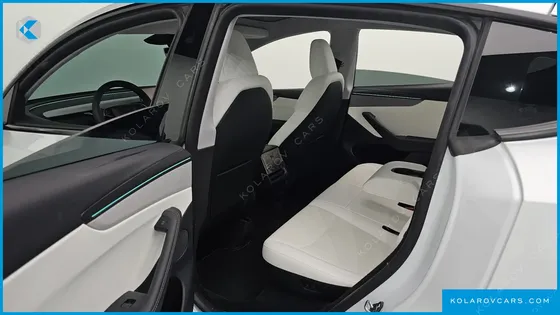 TESLA MODEL Y LONG RANGE AWD