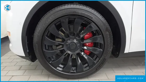 TESLA MODEL Y LONG RANGE AWD