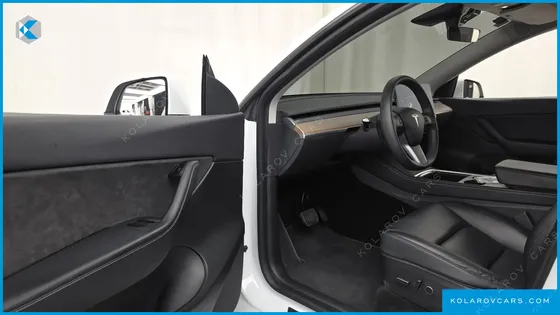 TESLA MODEL Y LONG RANGE AWD