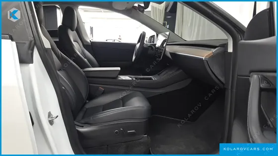 TESLA MODEL Y LONG RANGE AWD