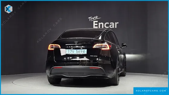 TESLA MODEL Y LONG RANGE AWD