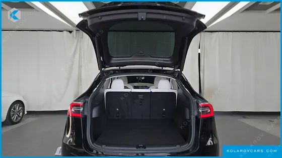 TESLA MODEL Y LONG RANGE AWD