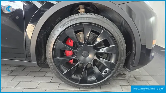 TESLA MODEL Y LONG RANGE AWD