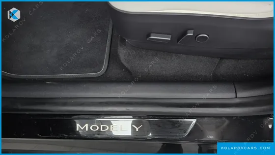 TESLA MODEL Y LONG RANGE AWD