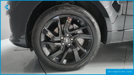 LAND ROVER RANGE ROVER SPORT D300 HSE DYNAMIC