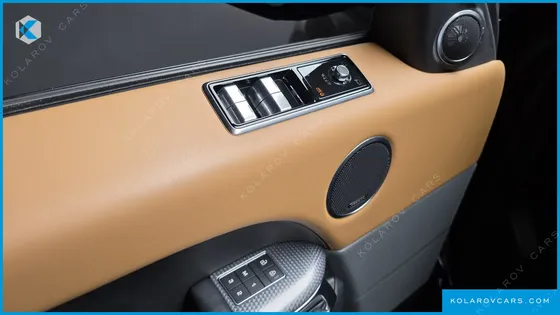 LAND ROVER RANGE ROVER SPORT D300 HSE DYNAMIC