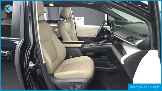 TOYOTA SIENNA 2.5 HYBRID 2WD