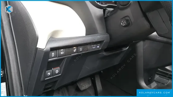 TOYOTA SIENNA 2.5 HYBRID 2WD