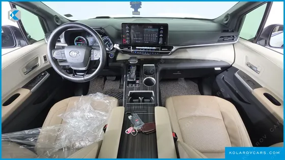 TOYOTA SIENNA 2.5 HYBRID 2WD