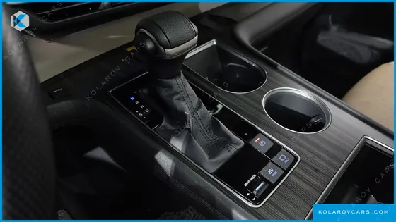 TOYOTA SIENNA 2.5 HYBRID 2WD