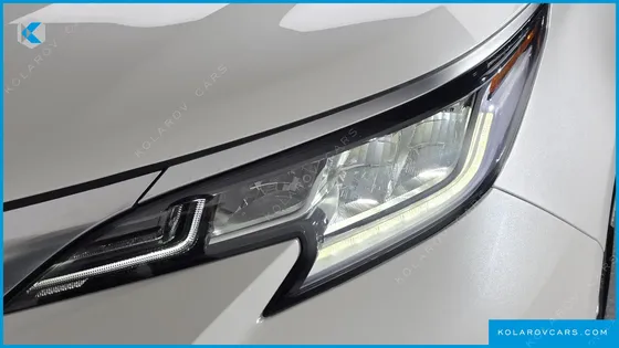 TOYOTA SIENNA 2.5 HYBRID 2WD