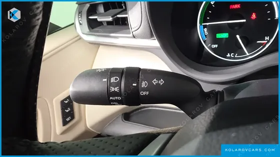 TOYOTA SIENNA 2.5 HYBRID 2WD