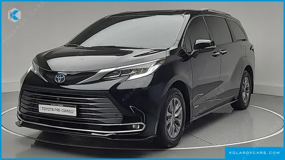 TOYOTA SIENNA 2.5 HYBRID AWD