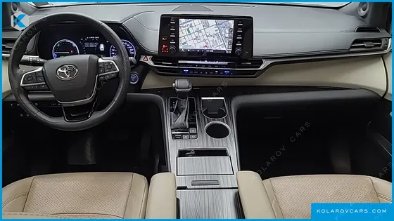 TOYOTA SIENNA 2.5 HYBRID AWD