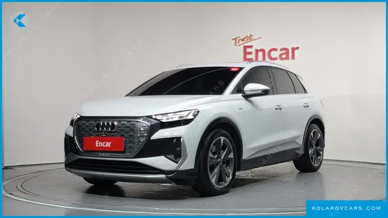 AUDI Q4 E-TRON 40 PREMIUM