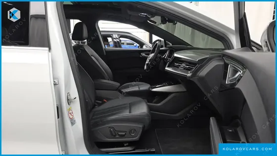 AUDI Q4 E-TRON 40 PREMIUM