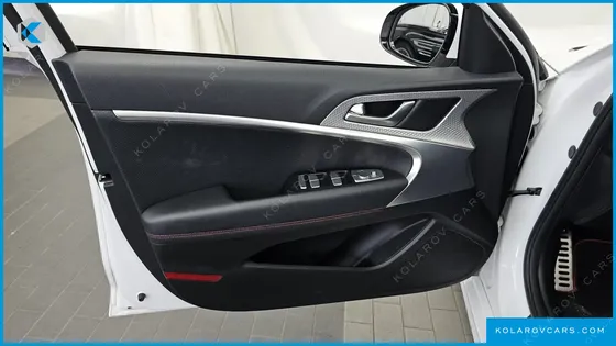 GENESIS G70 GASOLINE 2.0T 2WD