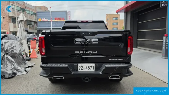 GMC SIERRA DENALI