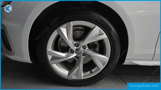 AUDI A4 40 TFSI PREMIUM