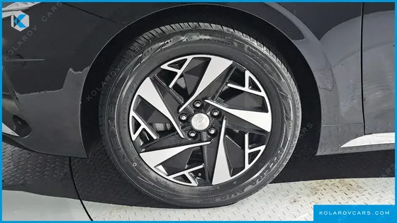 HYUNDAI GRANDEUR LE BLANC