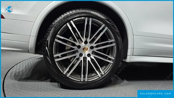 PORSCHE CAYENNE 3.6 GTS