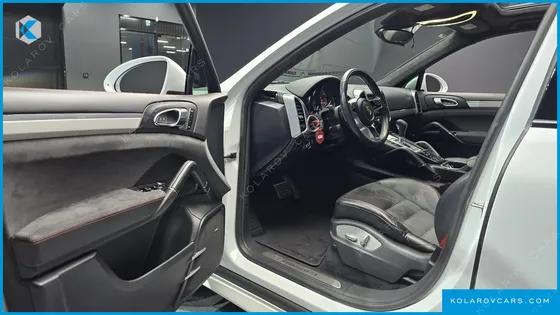 PORSCHE CAYENNE 3.6 GTS