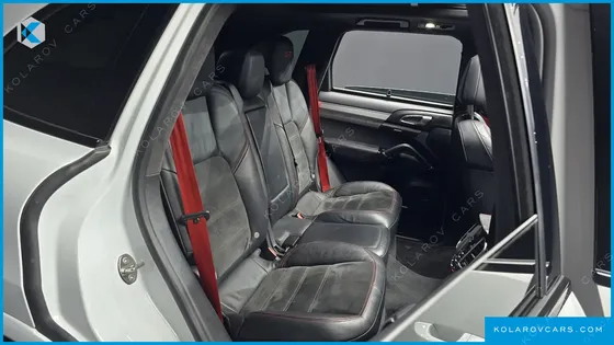 PORSCHE CAYENNE 3.6 GTS