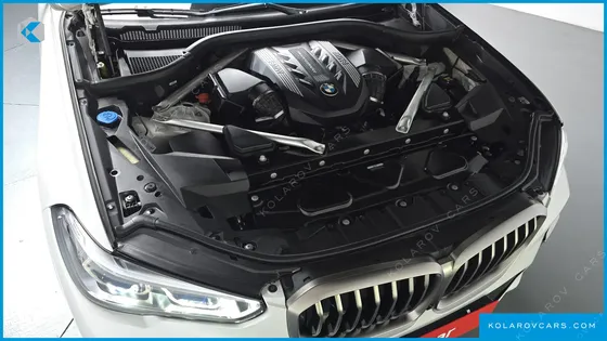 BMW X5 M50I