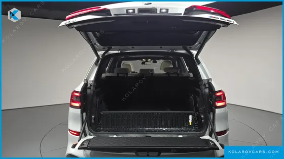 BMW X5 M50I