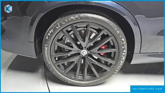 BMW X5 M50I