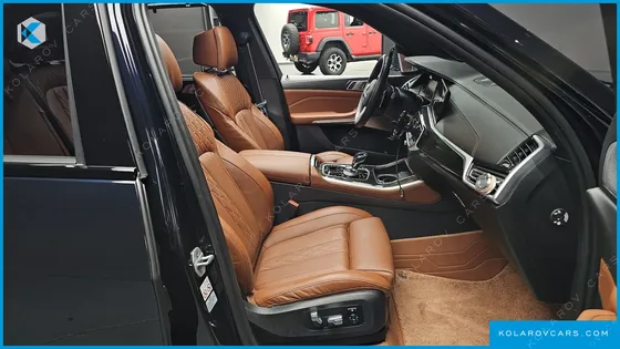 BMW X5 M50I