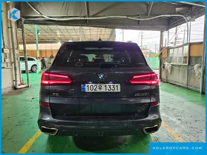 BMW X5 M50I