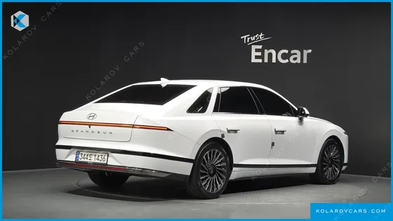 HYUNDAI GRANDEUR CALLIGRAPHY