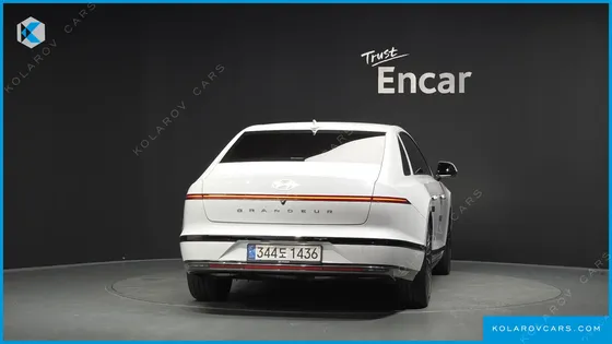 HYUNDAI GRANDEUR CALLIGRAPHY
