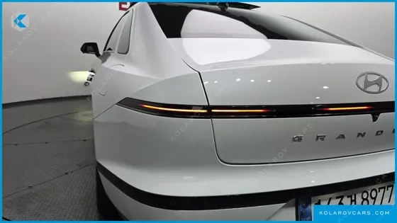 HYUNDAI GRANDEUR CALLIGRAPHY