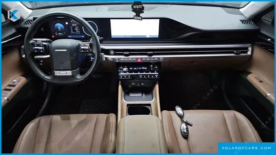 HYUNDAI GRANDEUR 2,5 GASOLINE 2WD