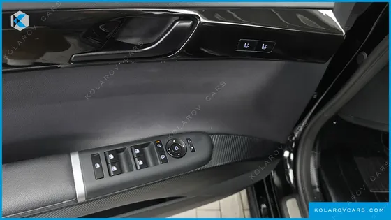 HYUNDAI GRANDEUR 3.5 LPG 2WD (TAXI)