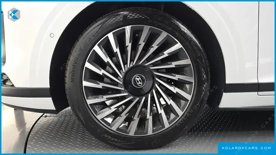 HYUNDAI GRANDEUR CALLIGRAPHY