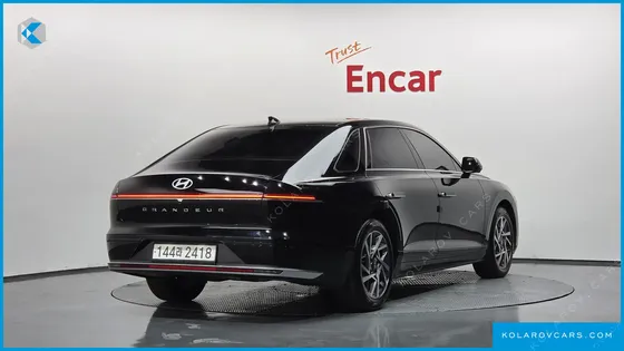 HYUNDAI GRANDEUR PREMIUM