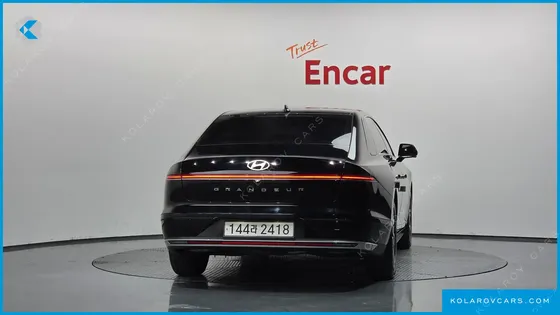 HYUNDAI GRANDEUR PREMIUM