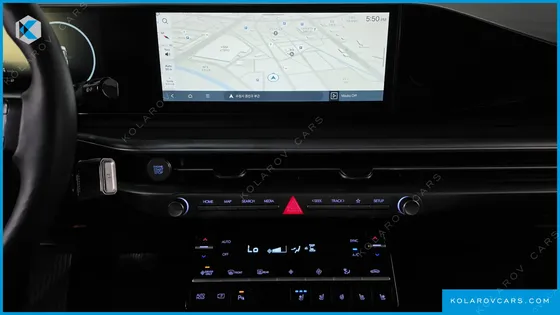HYUNDAI GRANDEUR PREMIUM