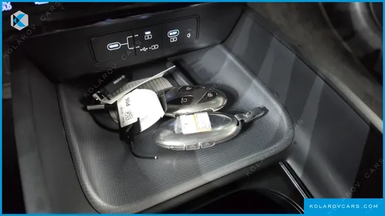 HYUNDAI GRANDEUR PREMIUM