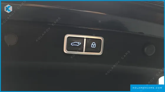 HYUNDAI GRANDEUR PREMIUM