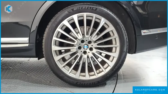 BMW X7 XDRIVE 40D DESIGN PURE EXCELLENCE 7-SEATER