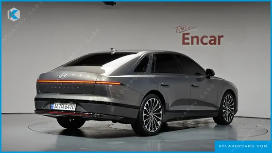 HYUNDAI GRANDEUR CALLIGRAPHY