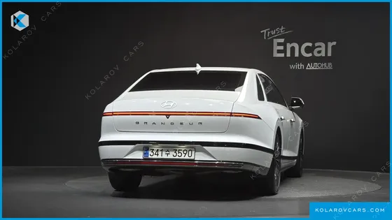 HYUNDAI GRANDEUR CALLIGRAPHY