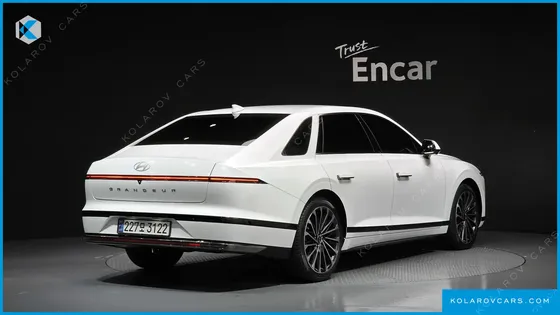 HYUNDAI GRANDEUR CALLIGRAPHY