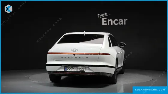 HYUNDAI GRANDEUR CALLIGRAPHY