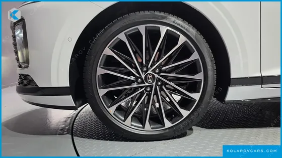 HYUNDAI GRANDEUR CALLIGRAPHY